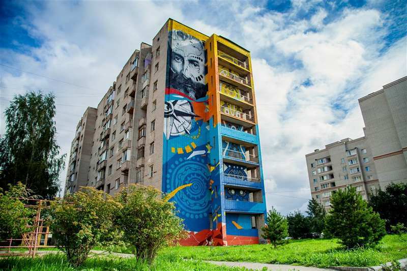 Роспись фасада многоэтажного дома